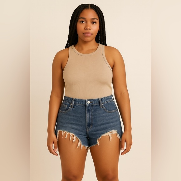 Good American Denim Cutoff Shorts Women’s Size 14/32 Blue Distressed High Rise - Picture 1 of 6